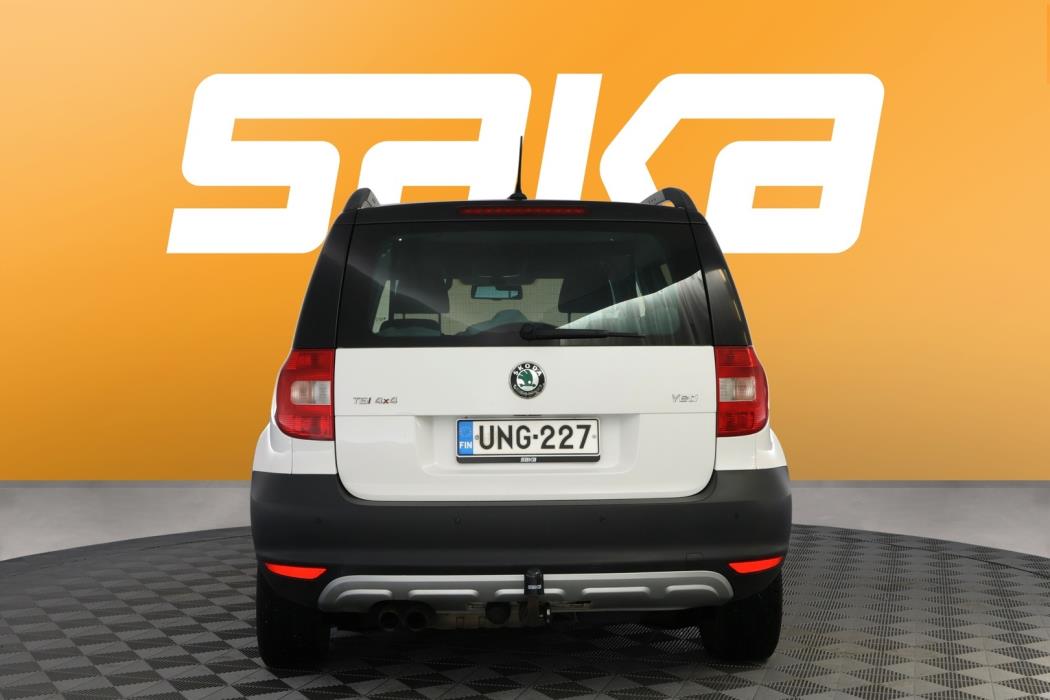 SKODA Yeti 2012