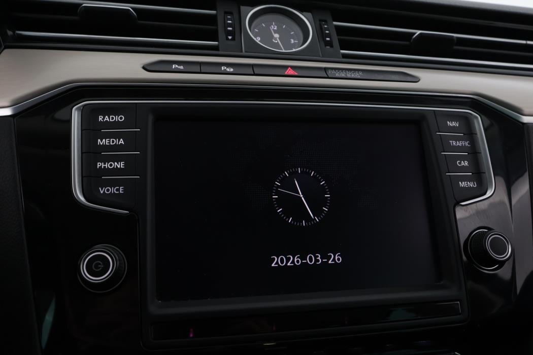 VOLKSWAGEN Passat 2015