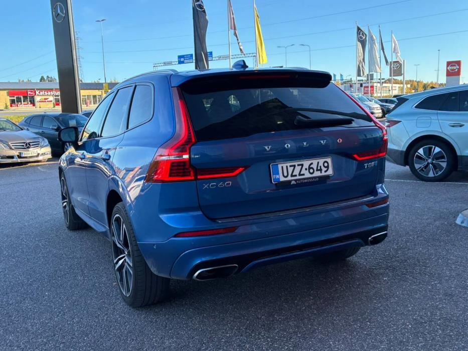 VOLVO XC60 2018