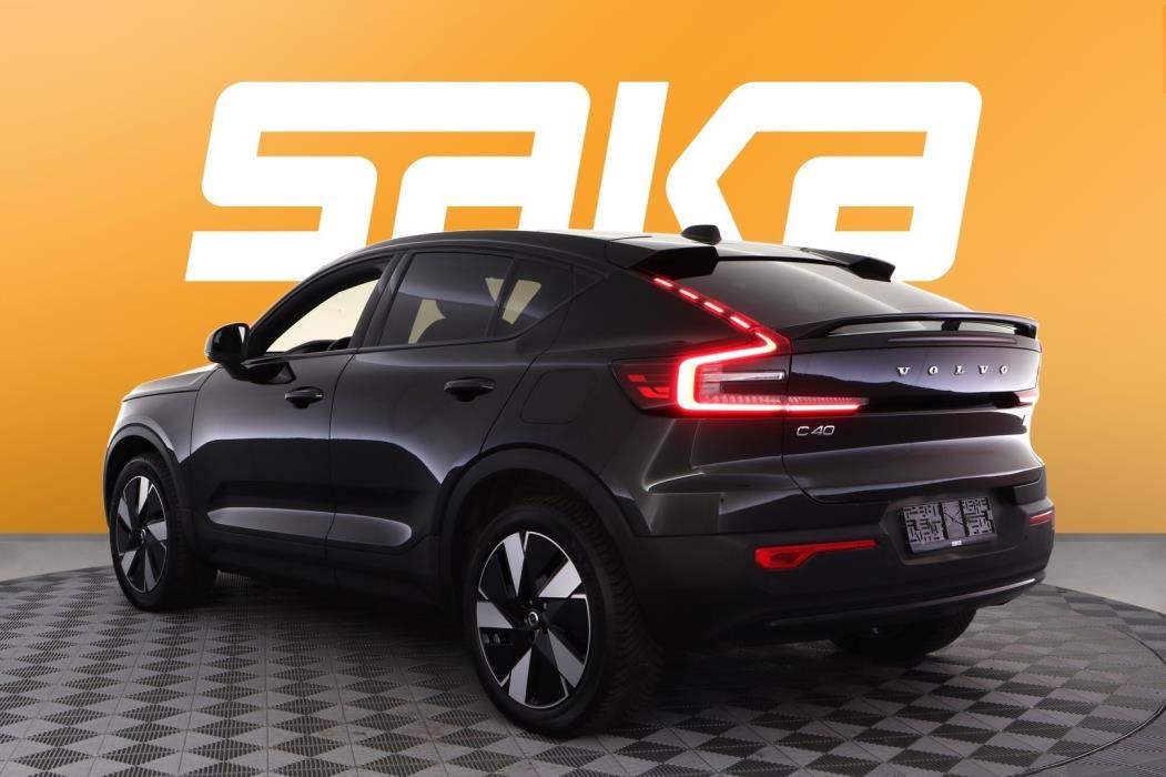 VOLVO C40 2024