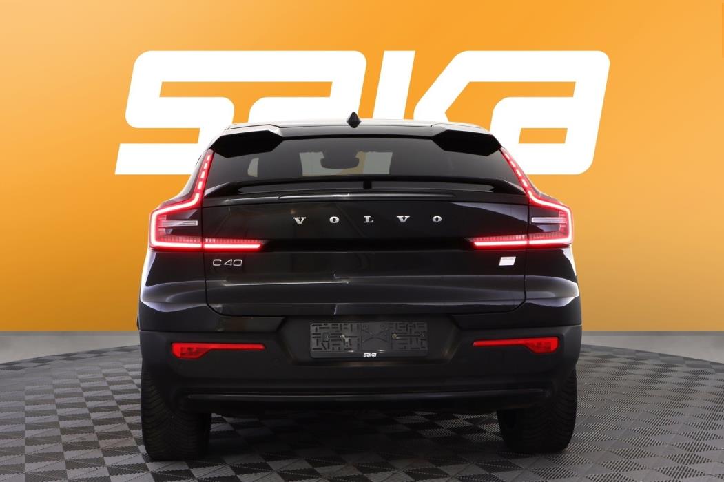 VOLVO C40 2024