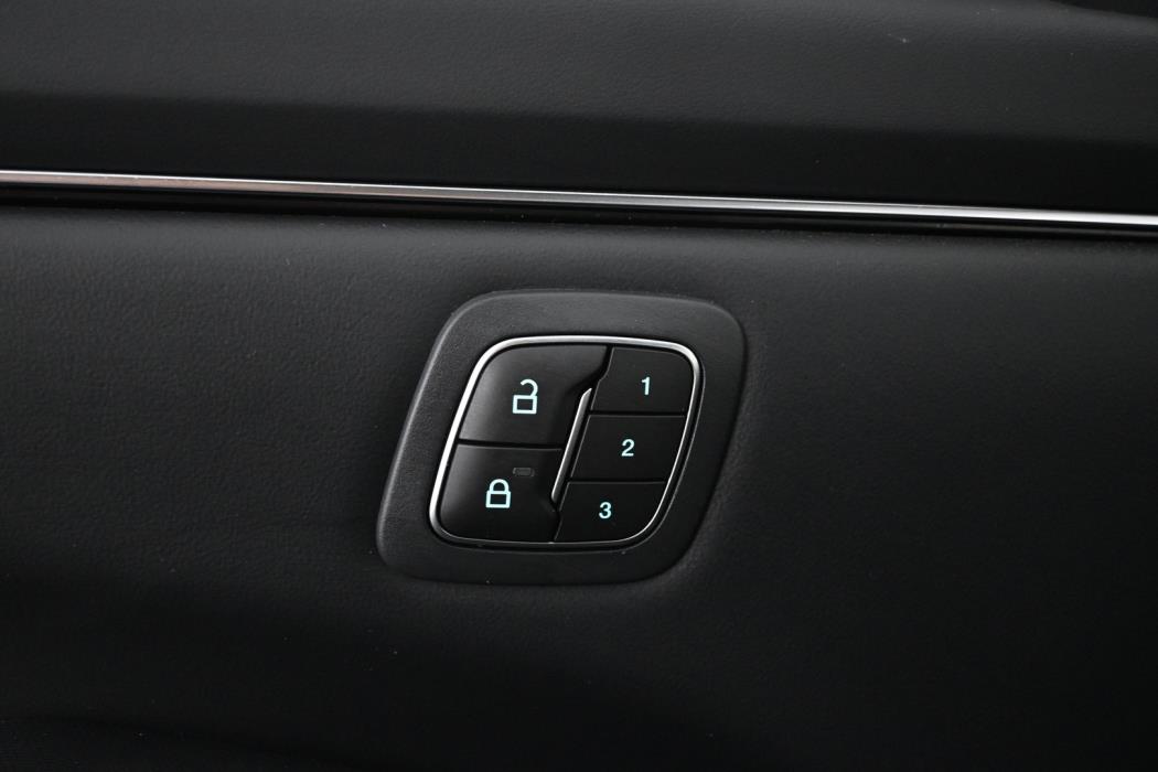 FORD Mustang Mach-E 2022