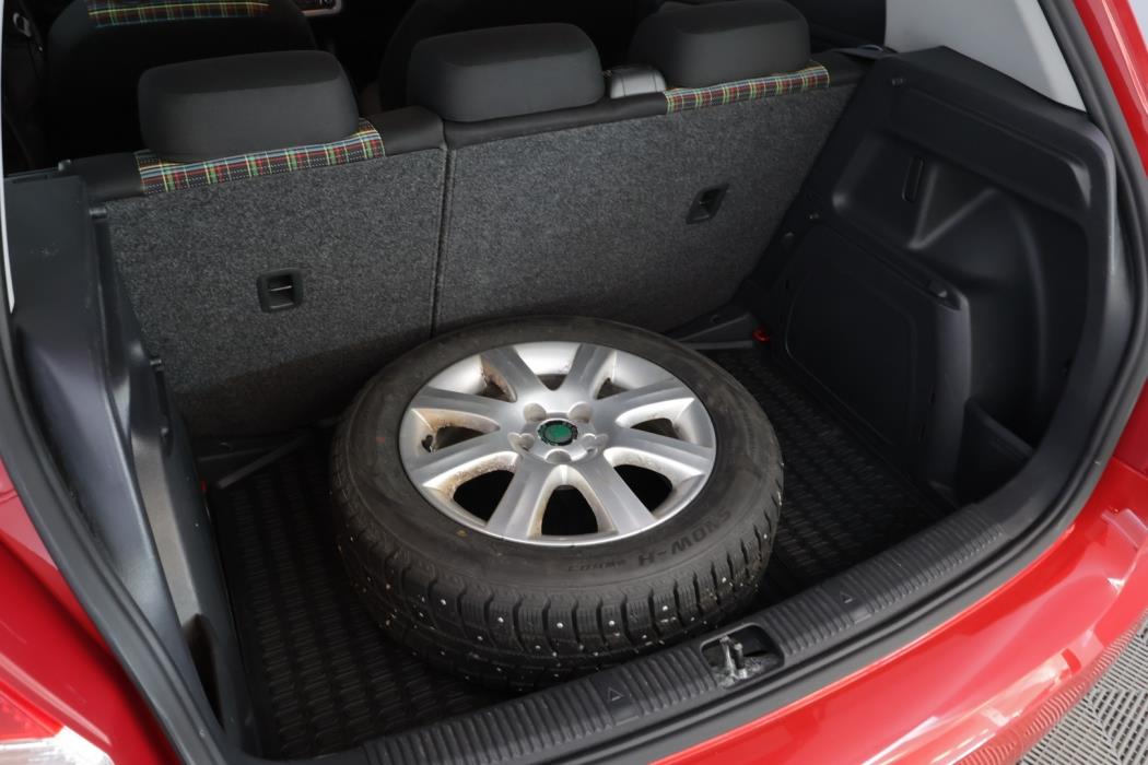 SKODA Fabia 2013