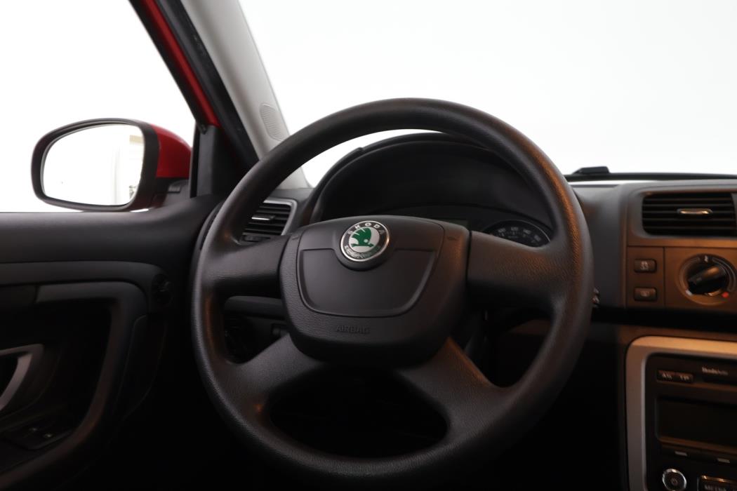 SKODA Fabia 2013