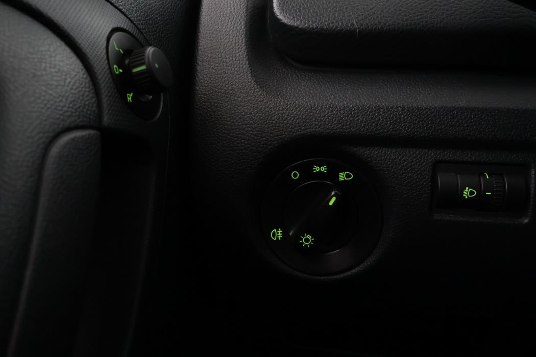 SKODA Fabia 2013