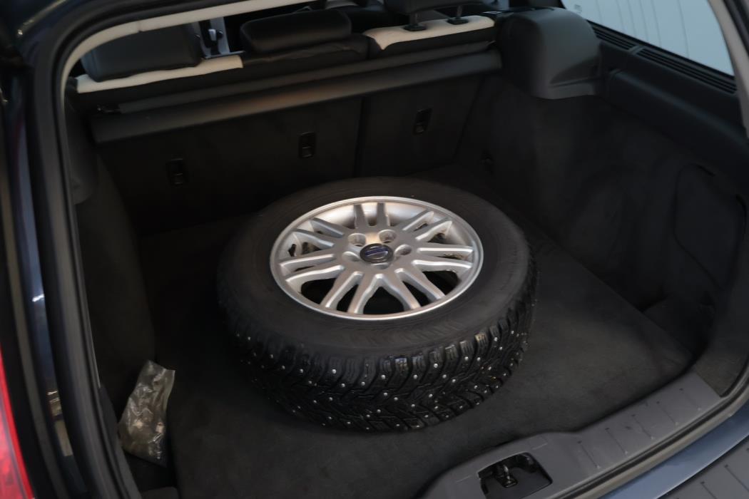 VOLVO V50 2011