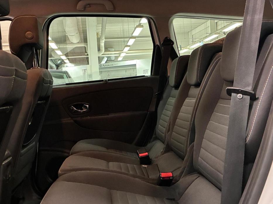 RENAULT Grand Scenic 2015