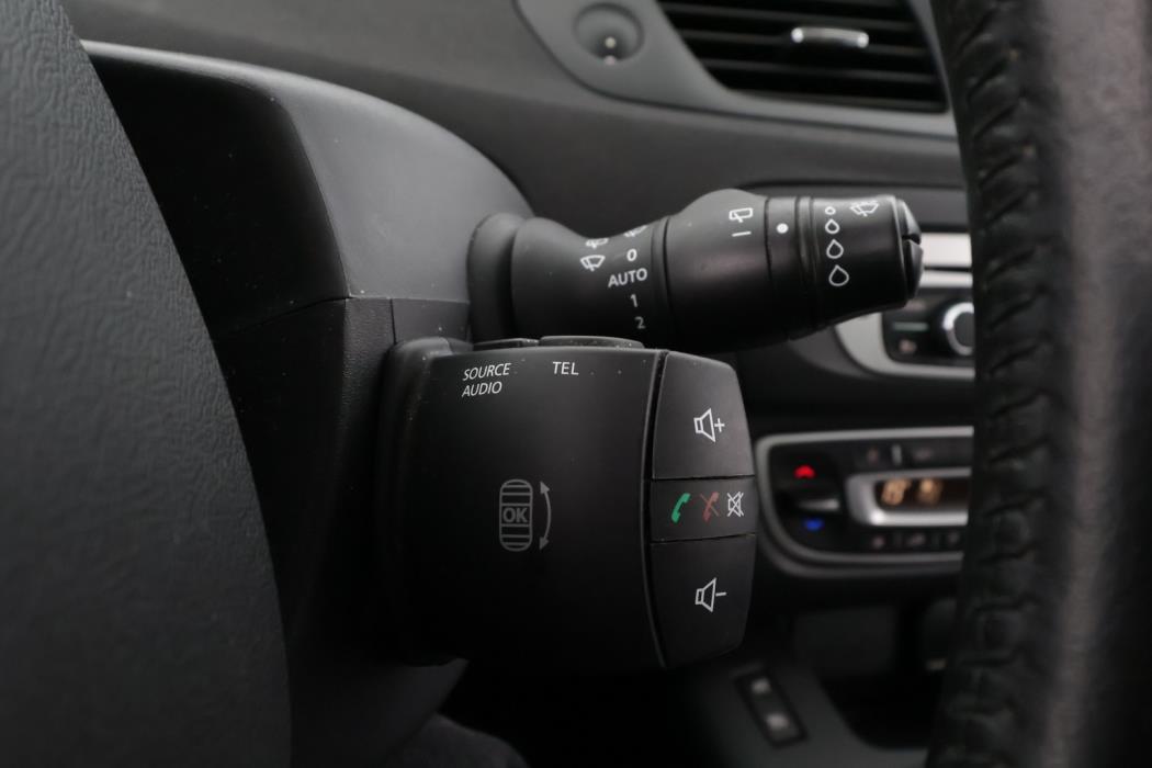 RENAULT Grand Scenic 2015