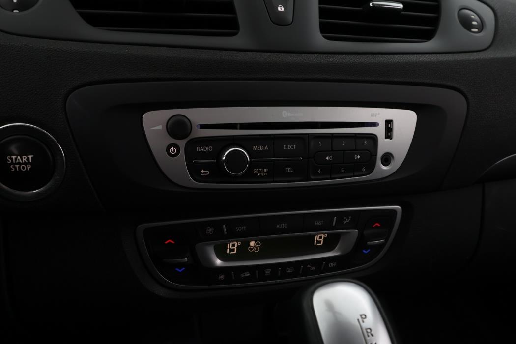 RENAULT Grand Scenic 2015