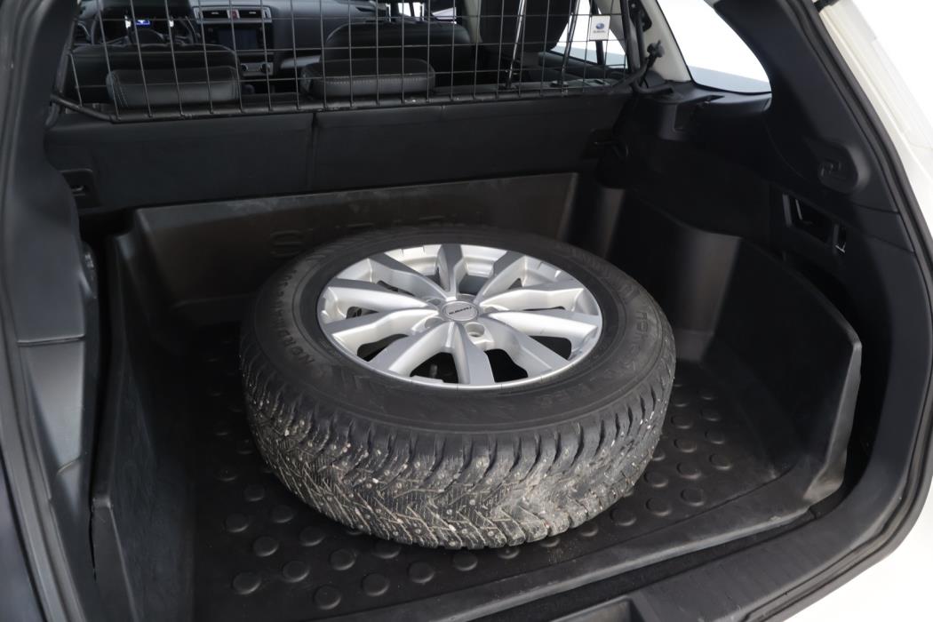 SUBARU Outback 2015