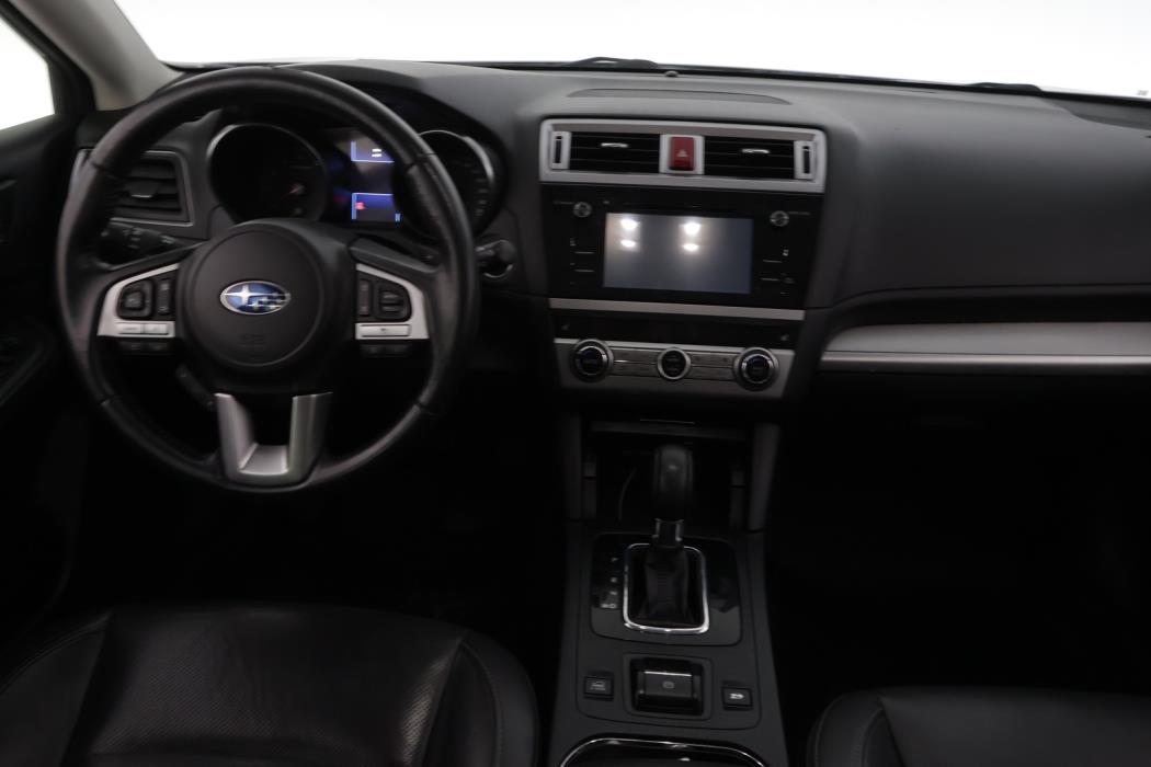 SUBARU Outback 2015