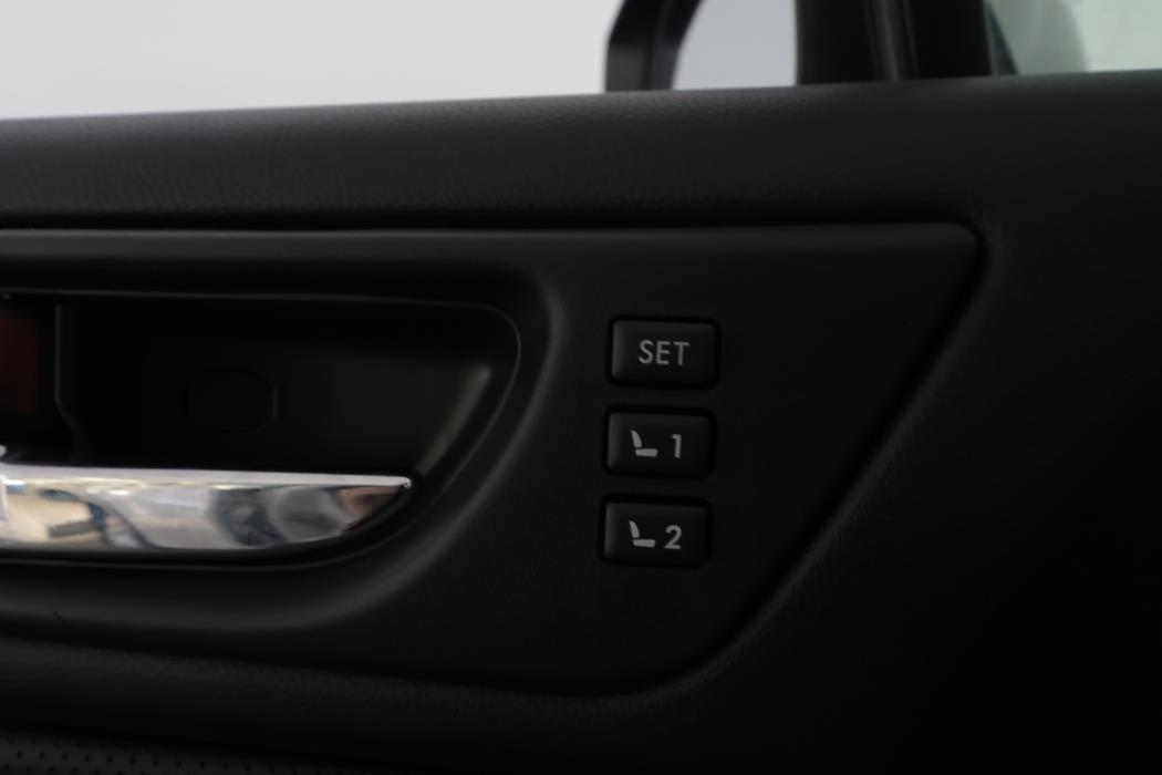 SUBARU Outback 2015