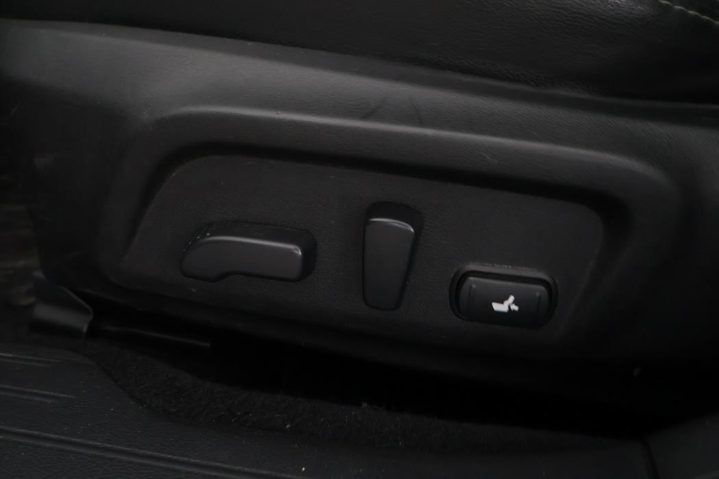 SUBARU Outback 2015