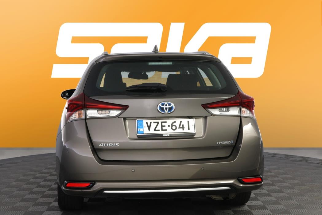 TOYOTA Auris 2017