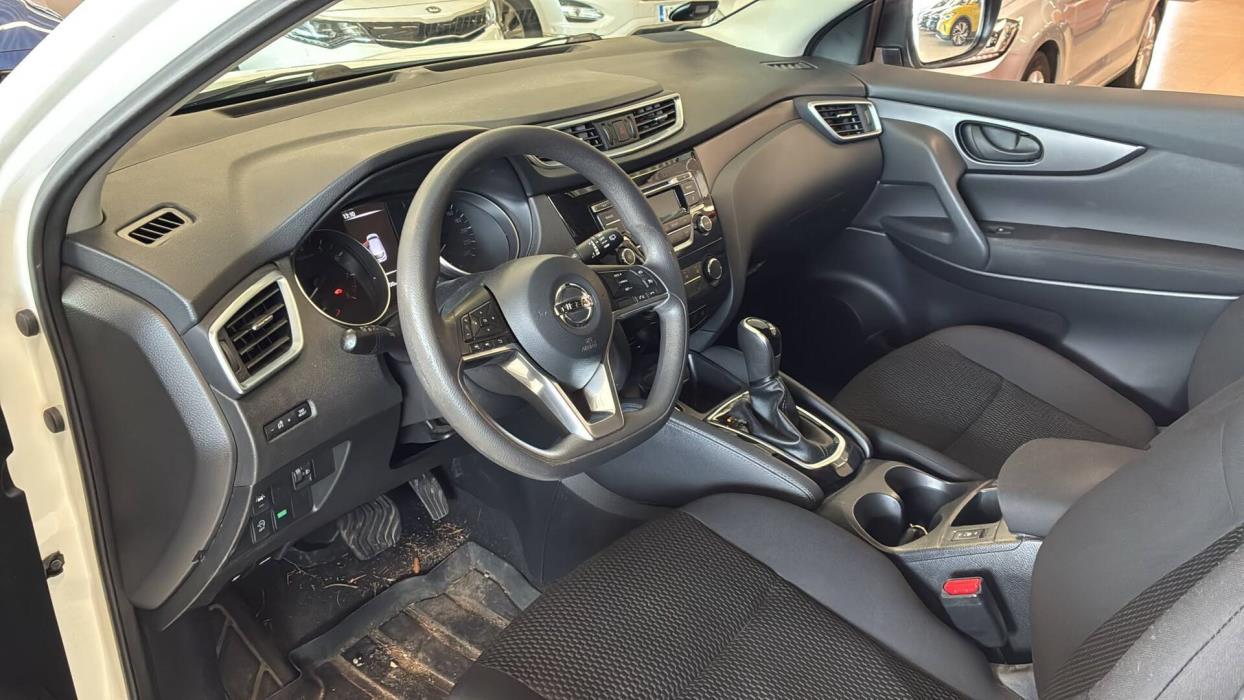 NISSAN Qashqai 2018