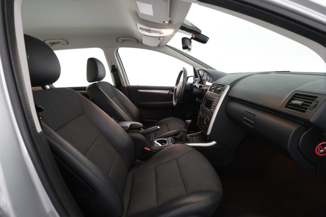 MERCEDES-BENZ A 2010