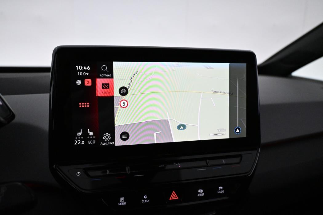 VOLVO XC40 2024