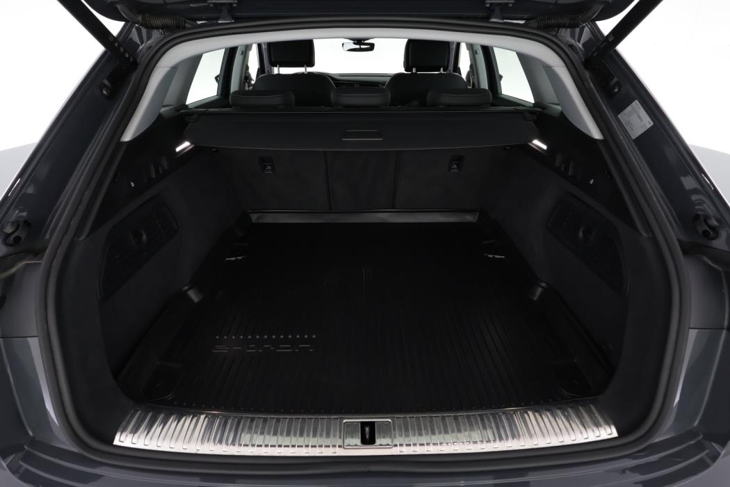 AUDI Q8 e-tron 2024