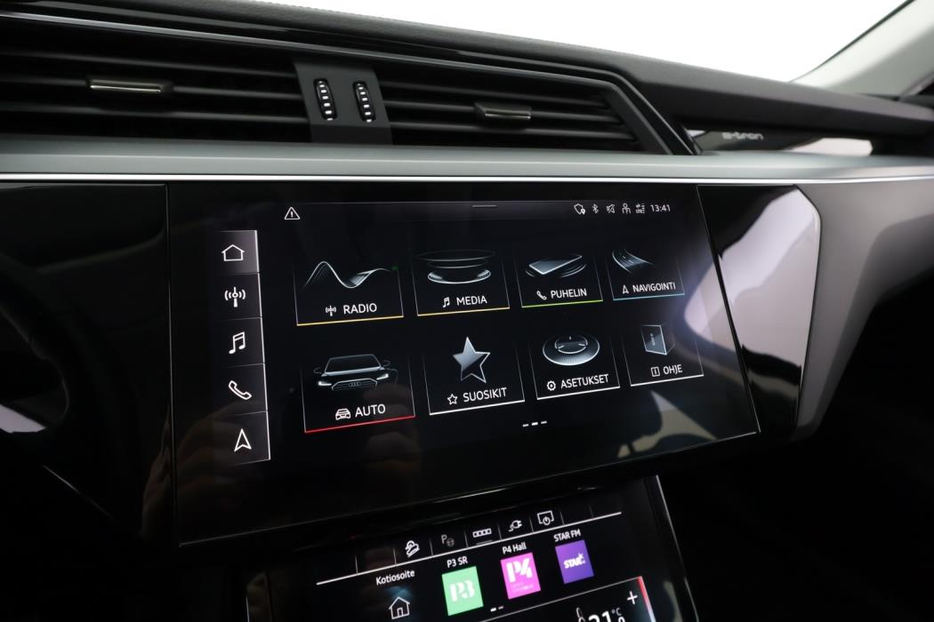AUDI Q8 e-tron 2024