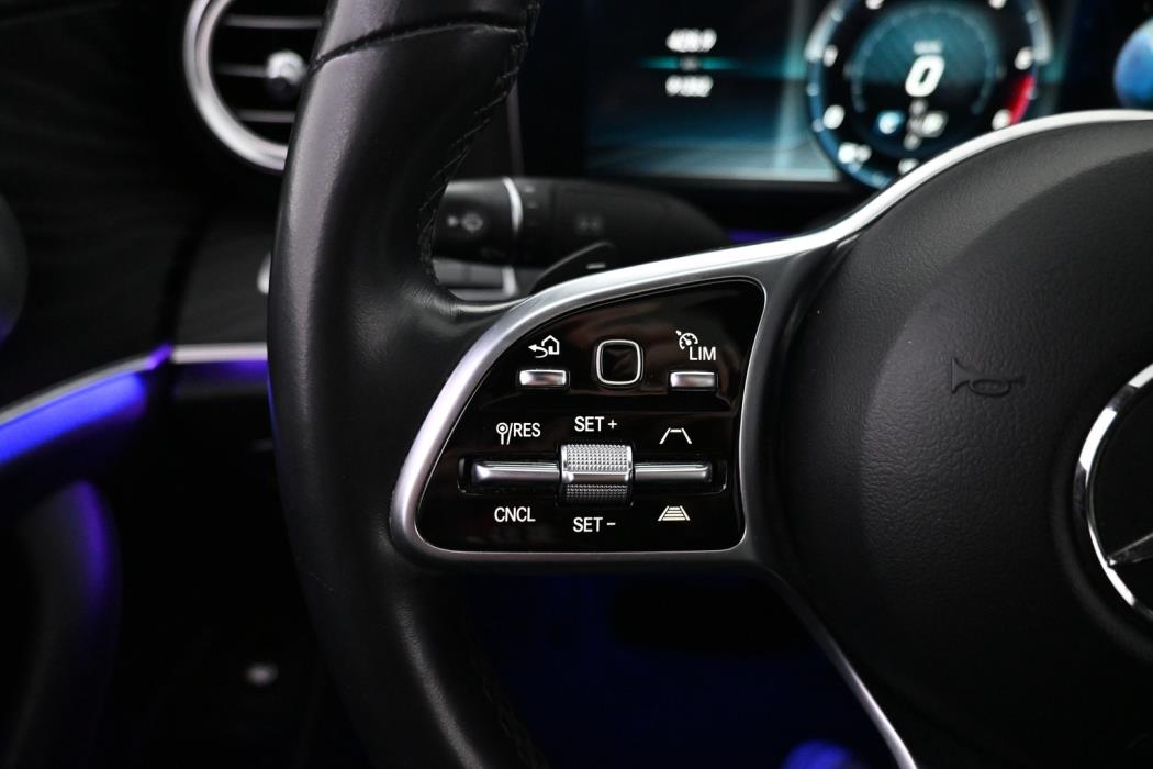 MERCEDES-BENZ E 2019