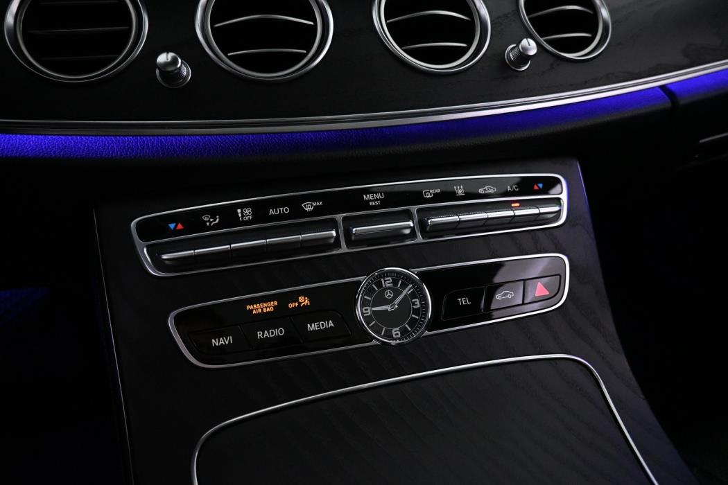 MERCEDES-BENZ E 2019