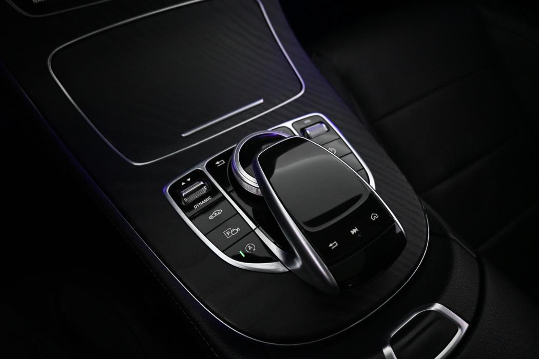 MERCEDES-BENZ E 2019