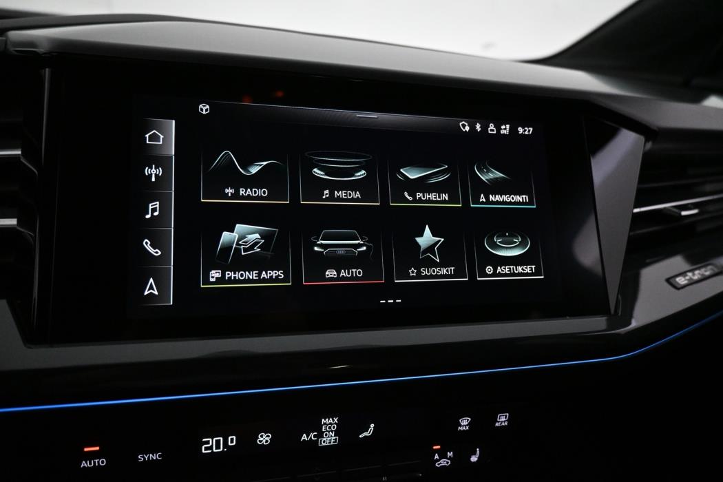 AUDI Q4 e-tron 2024