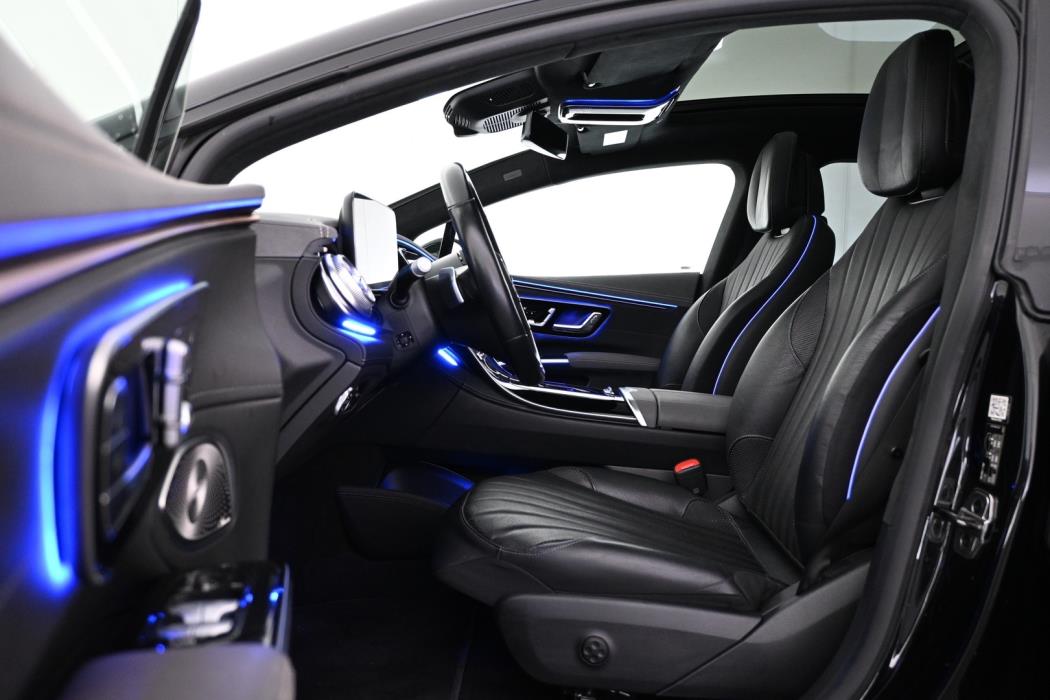 MERCEDES-BENZ EQS 2022