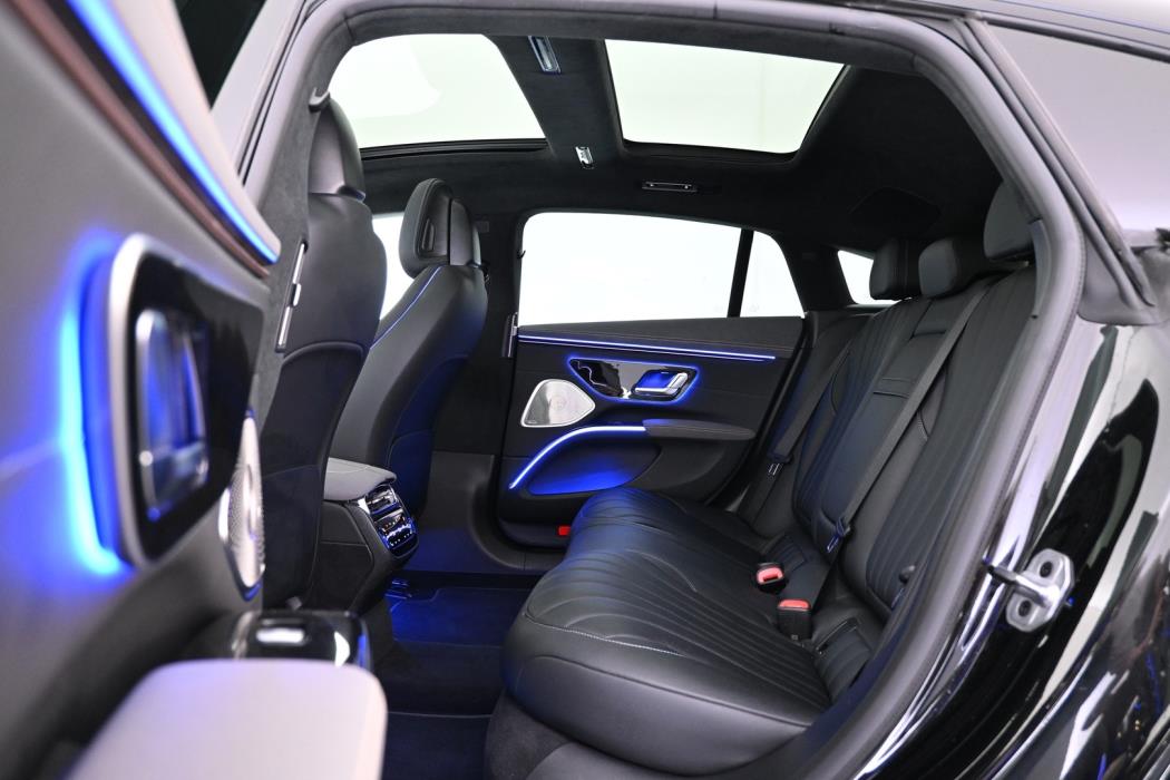 MERCEDES-BENZ EQS 2022