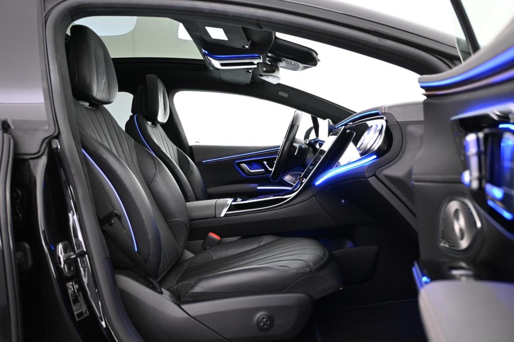 MERCEDES-BENZ EQS 2022