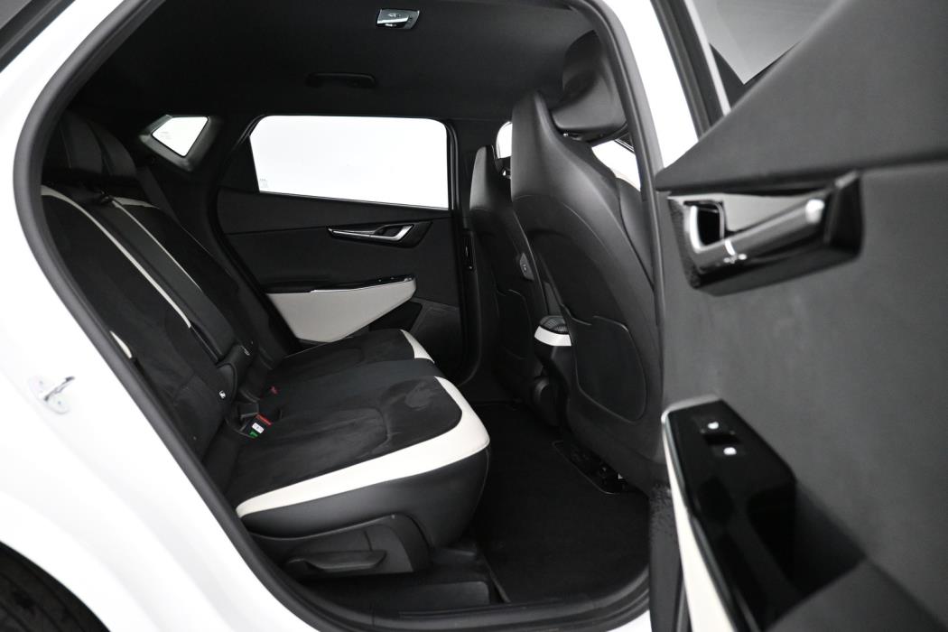 KIA EV6 2024