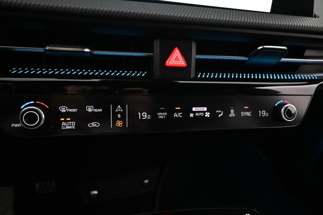 KIA EV6 2024