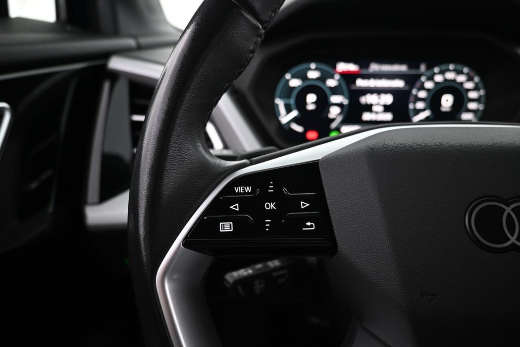 AUDI Q4 e-tron 2024