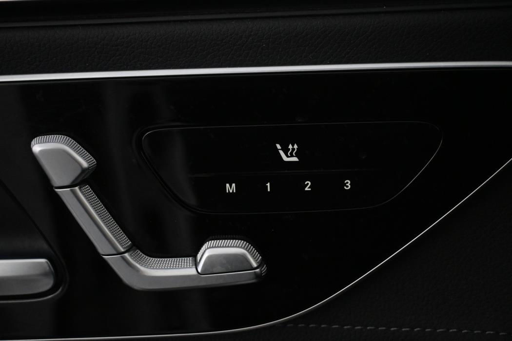 MERCEDES-BENZ EQE 2023