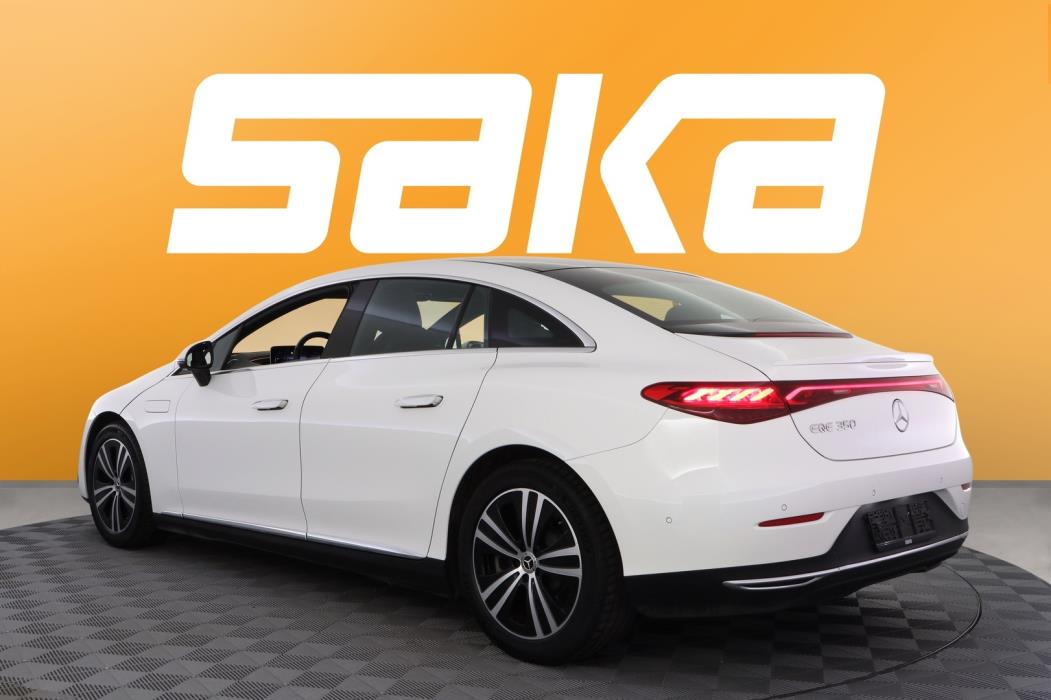 MERCEDES-BENZ EQE 2023