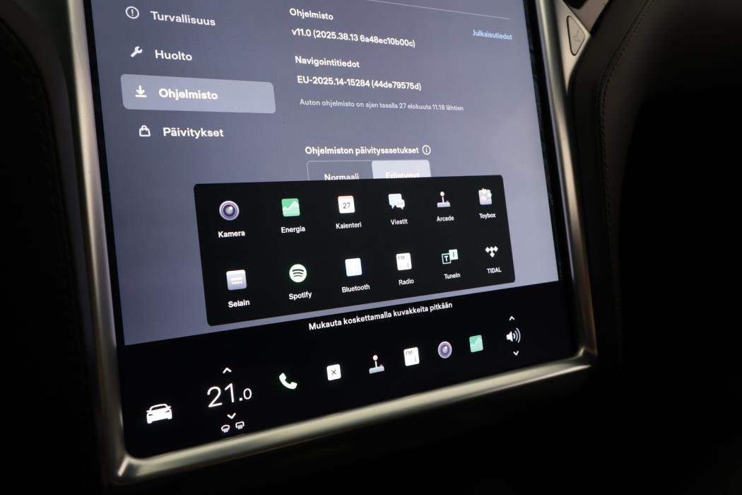 TESLA Model S 2017