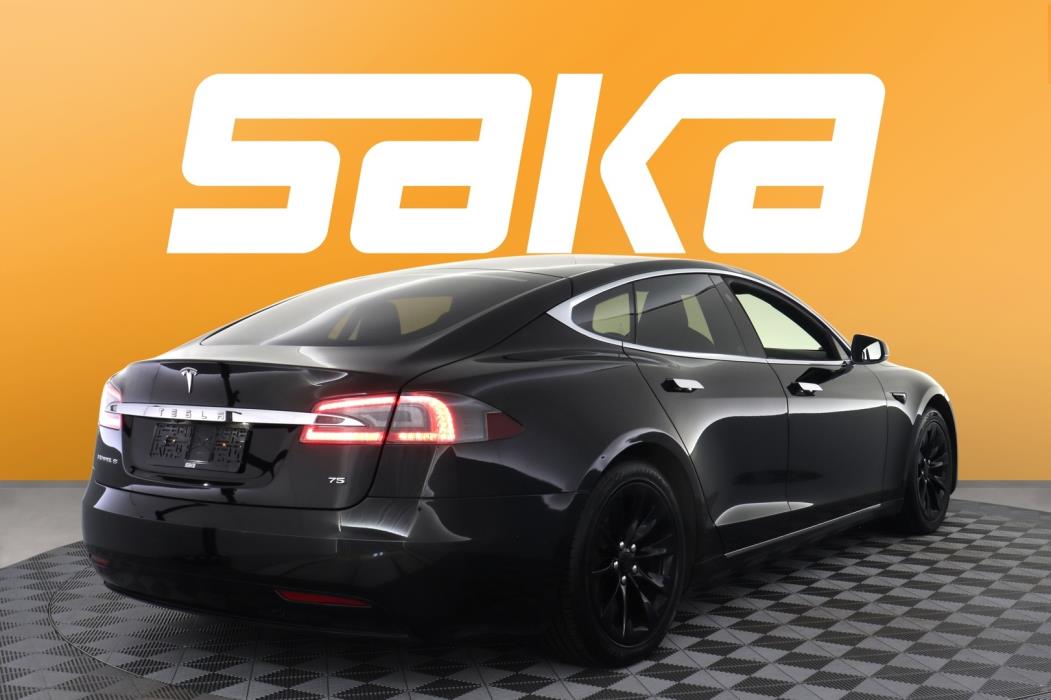 TESLA Model S 2017