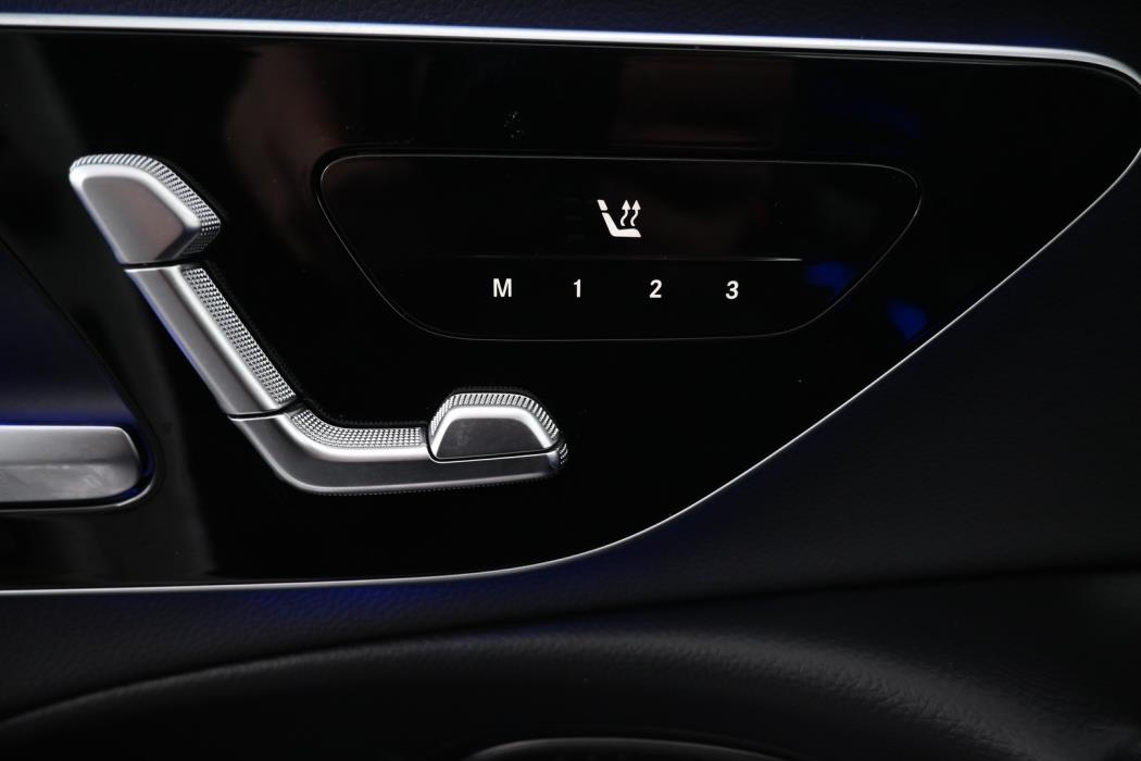 MERCEDES-BENZ E 2024