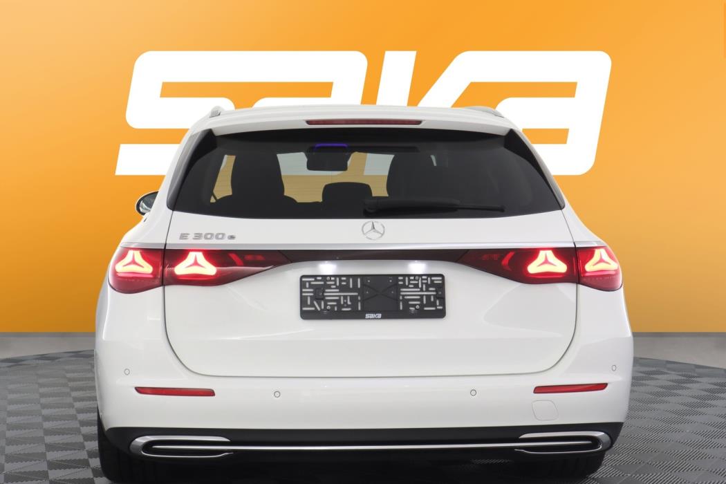 MERCEDES-BENZ E 2024