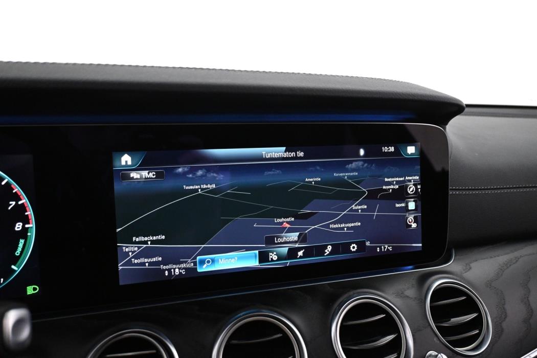 MERCEDES-BENZ E 2021