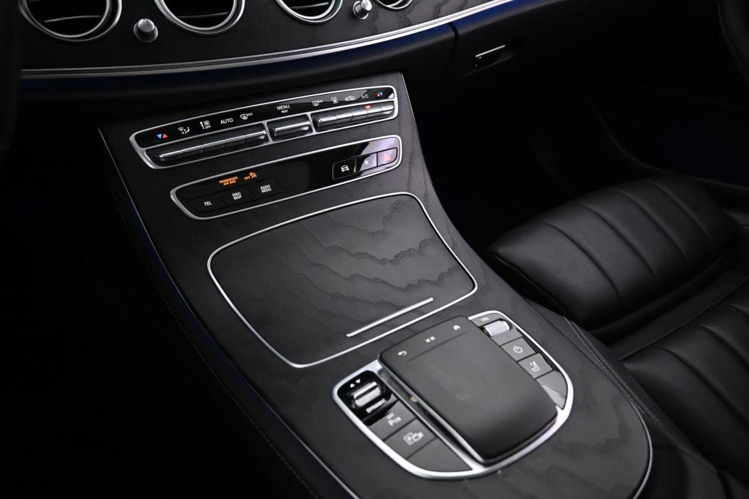 MERCEDES-BENZ E 2021