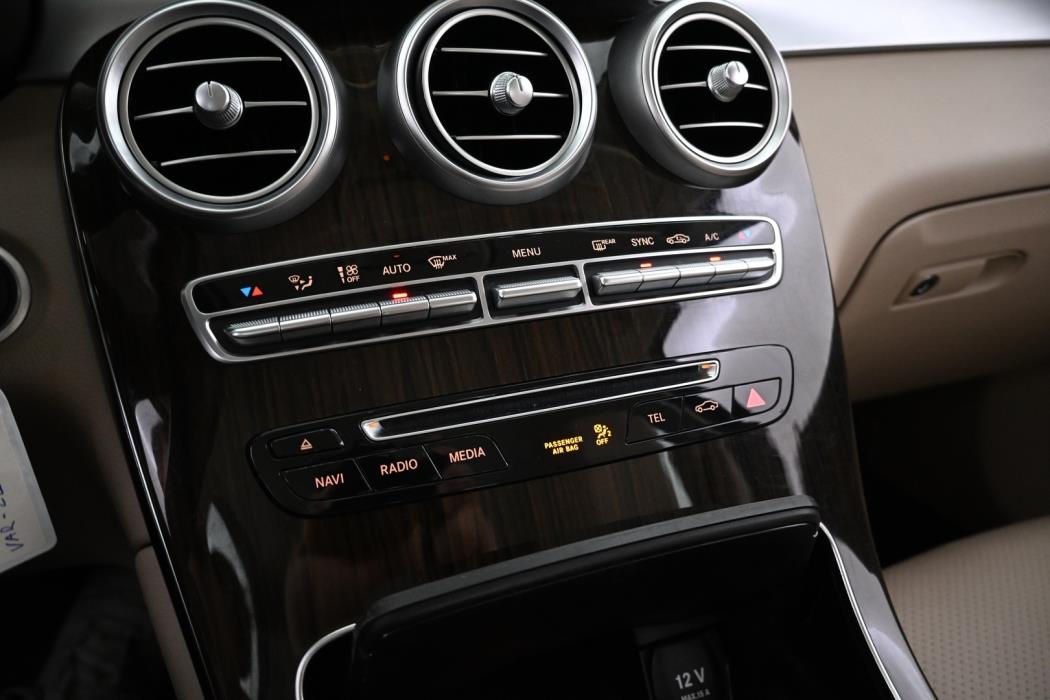 MERCEDES-BENZ GLC 2016