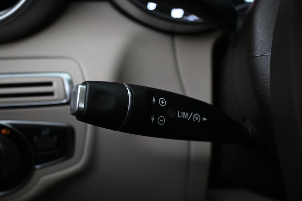 MERCEDES-BENZ GLC 2016