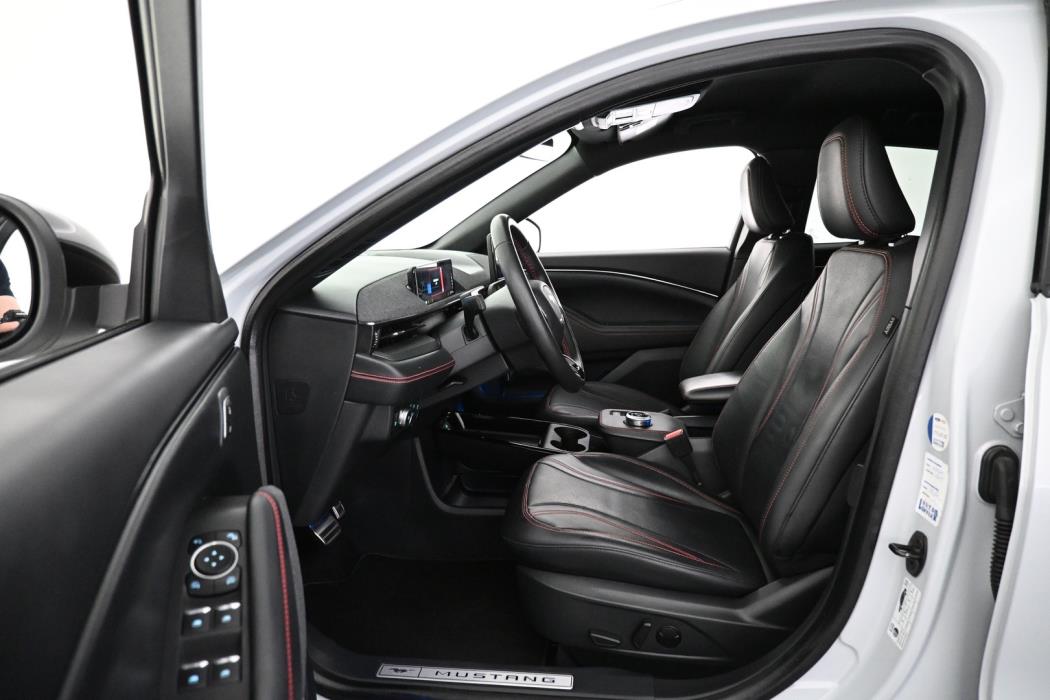 FORD Mustang Mach-E 2022