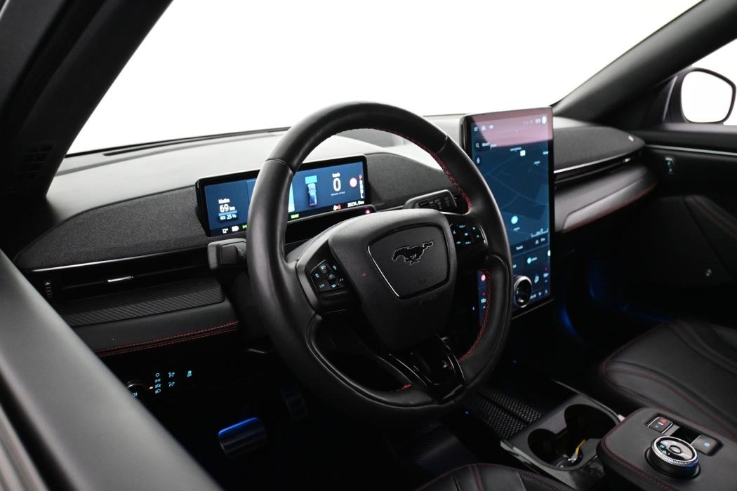 FORD Mustang Mach-E 2022