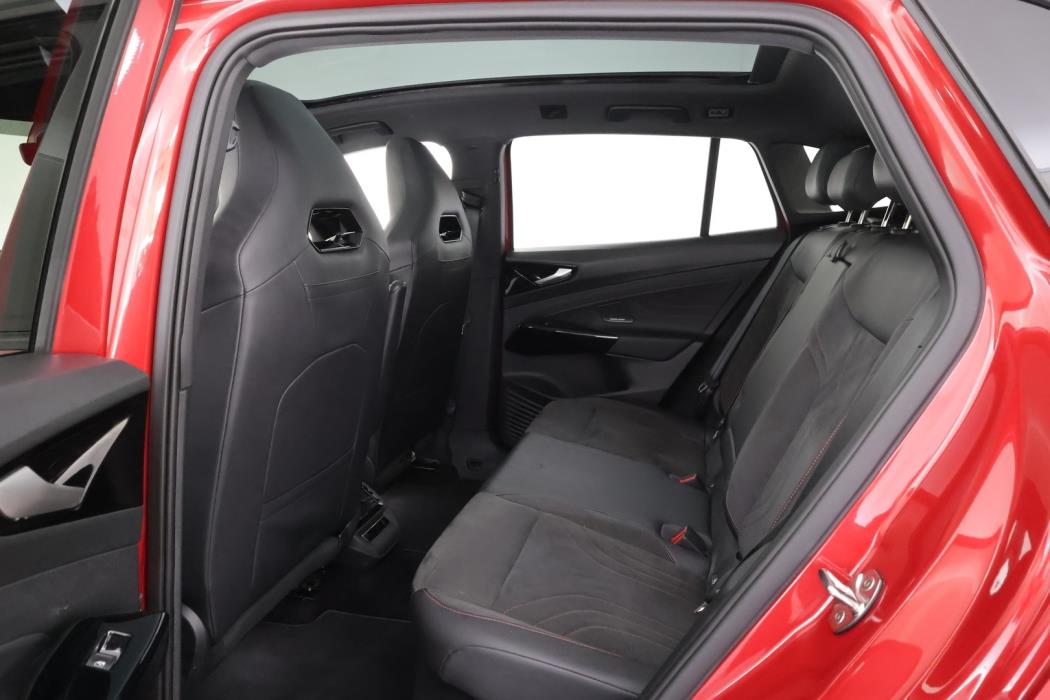 VOLKSWAGEN ID.4 2024