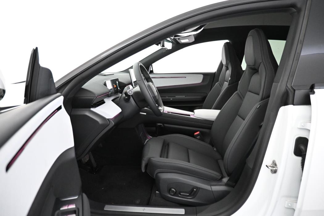 POLESTAR 4 2026