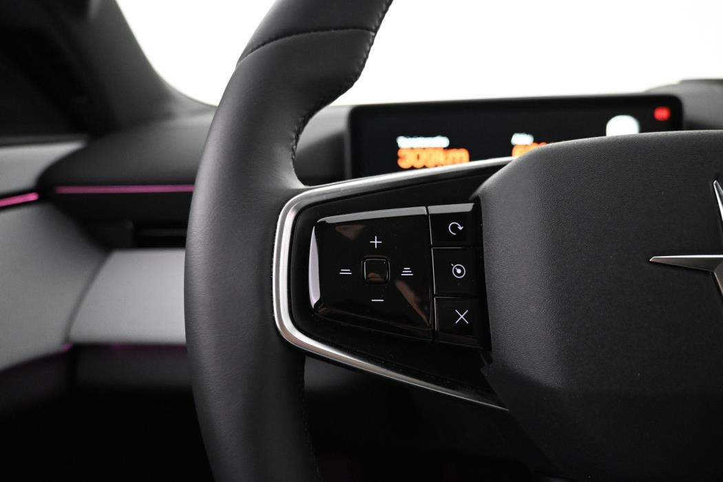 POLESTAR 4 2026