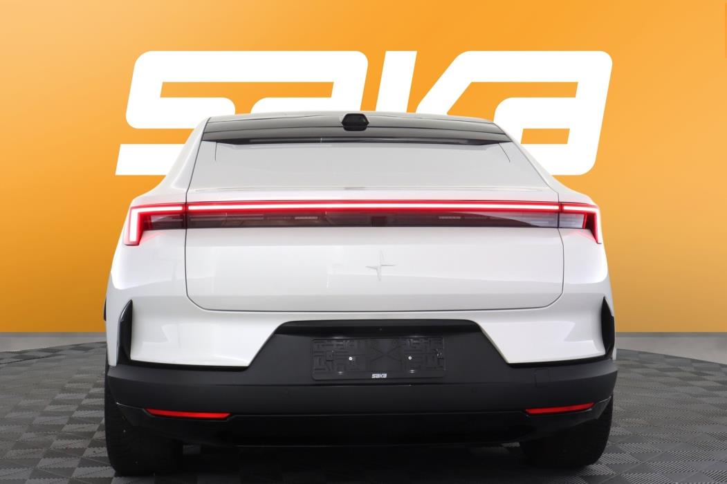 POLESTAR 4 2026