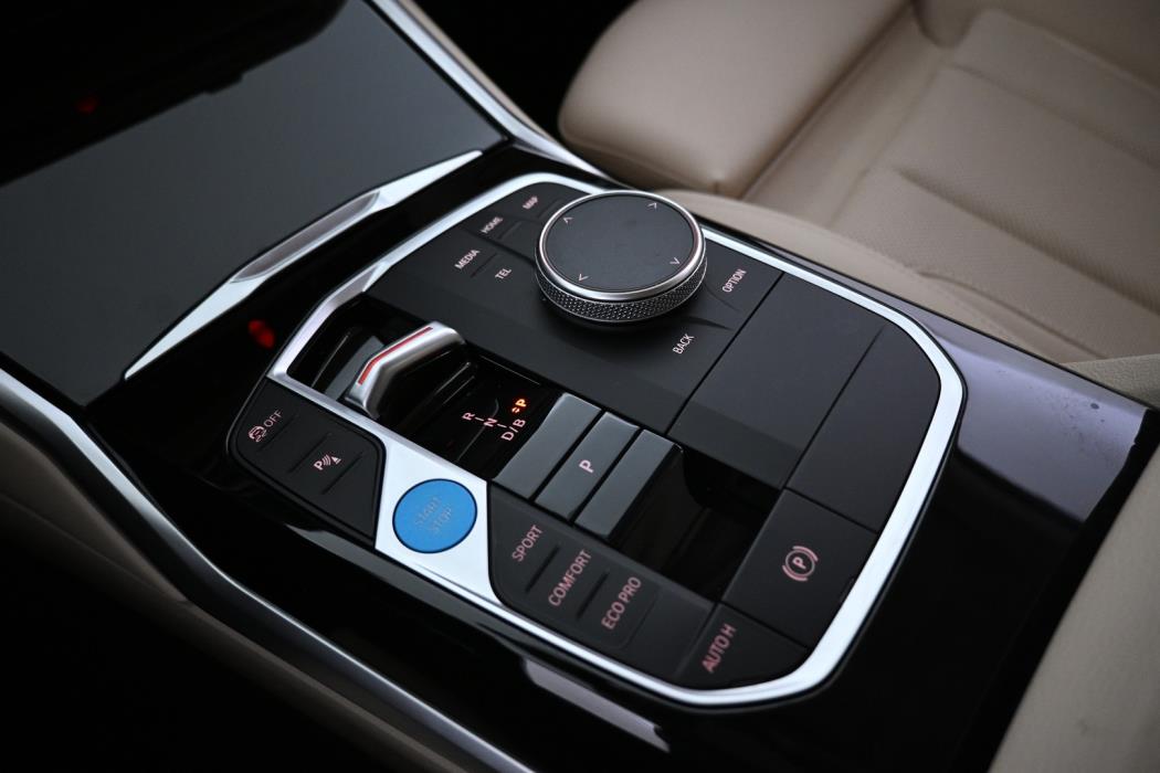 BMW i4 2024